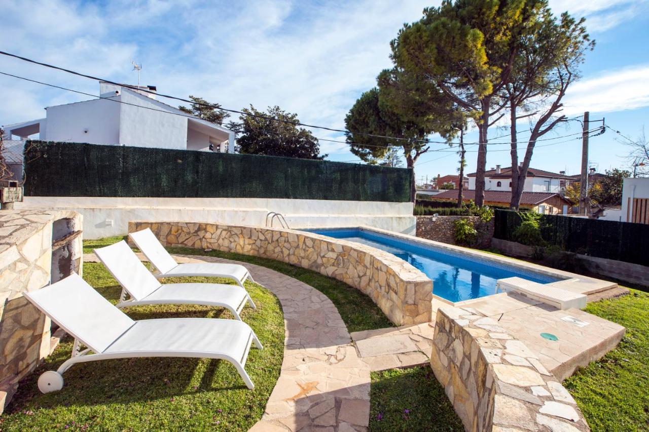 Villa Parets De Sucre เลสกาเซส ดัลกานาร์ ภายนอก รูปภาพ