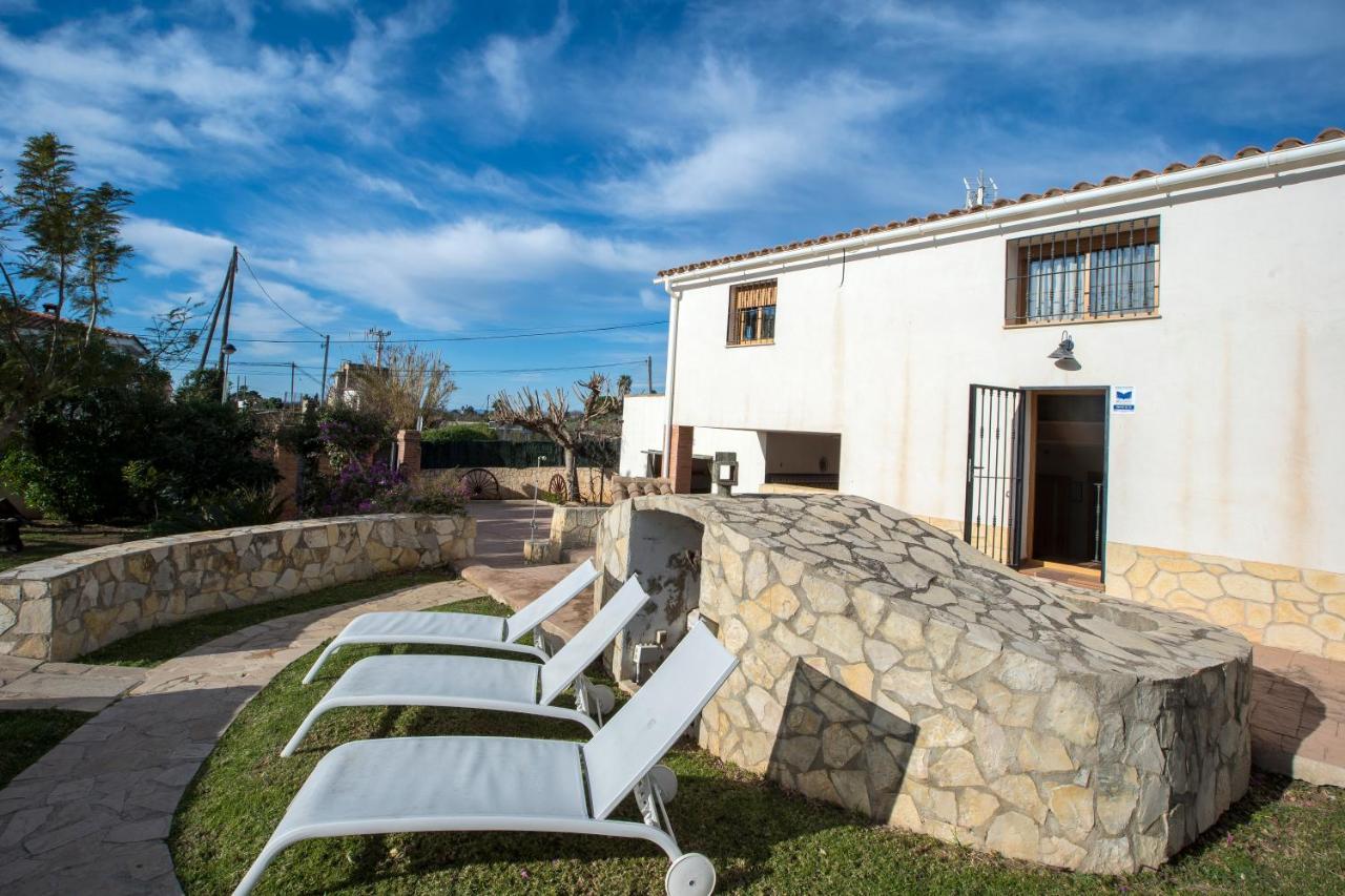 Villa Parets De Sucre เลสกาเซส ดัลกานาร์ ภายนอก รูปภาพ